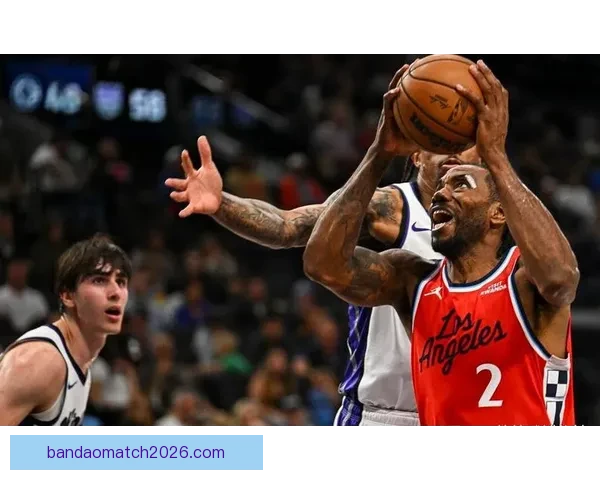 霍勒迪三分火力全开助开拓者胜快船阿夫迪亚准三双小卡难救主